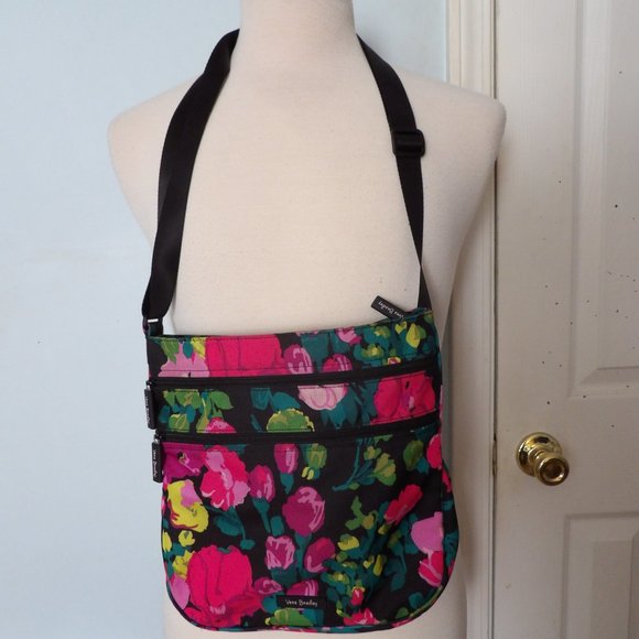 Vera Bradley Handbags - Vera Bradly Cross Body Bag
